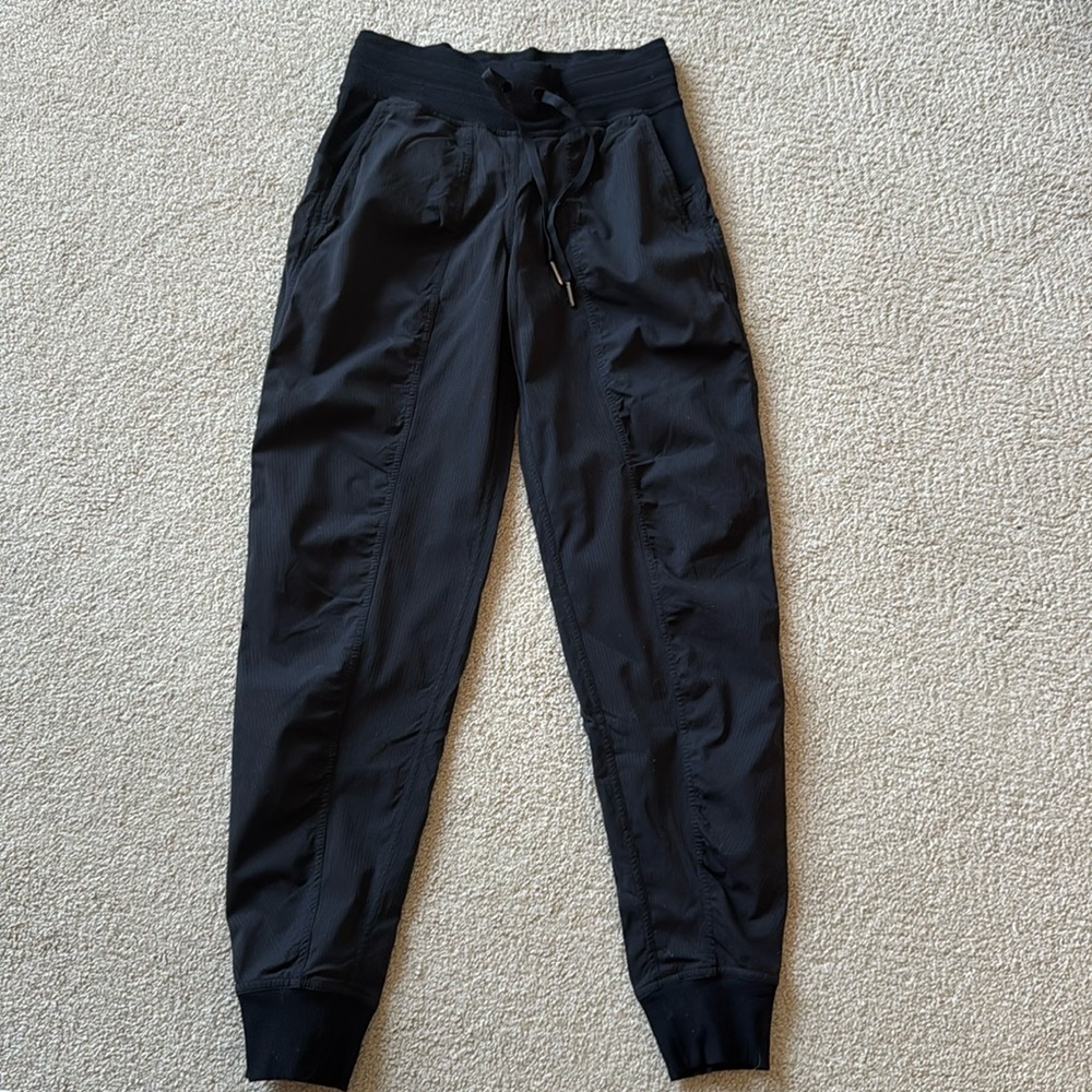 Lululemon dance studio mid rise jogger